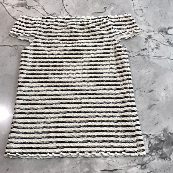 SISLEY Off the Shoulder Top - Picture 2 of 7